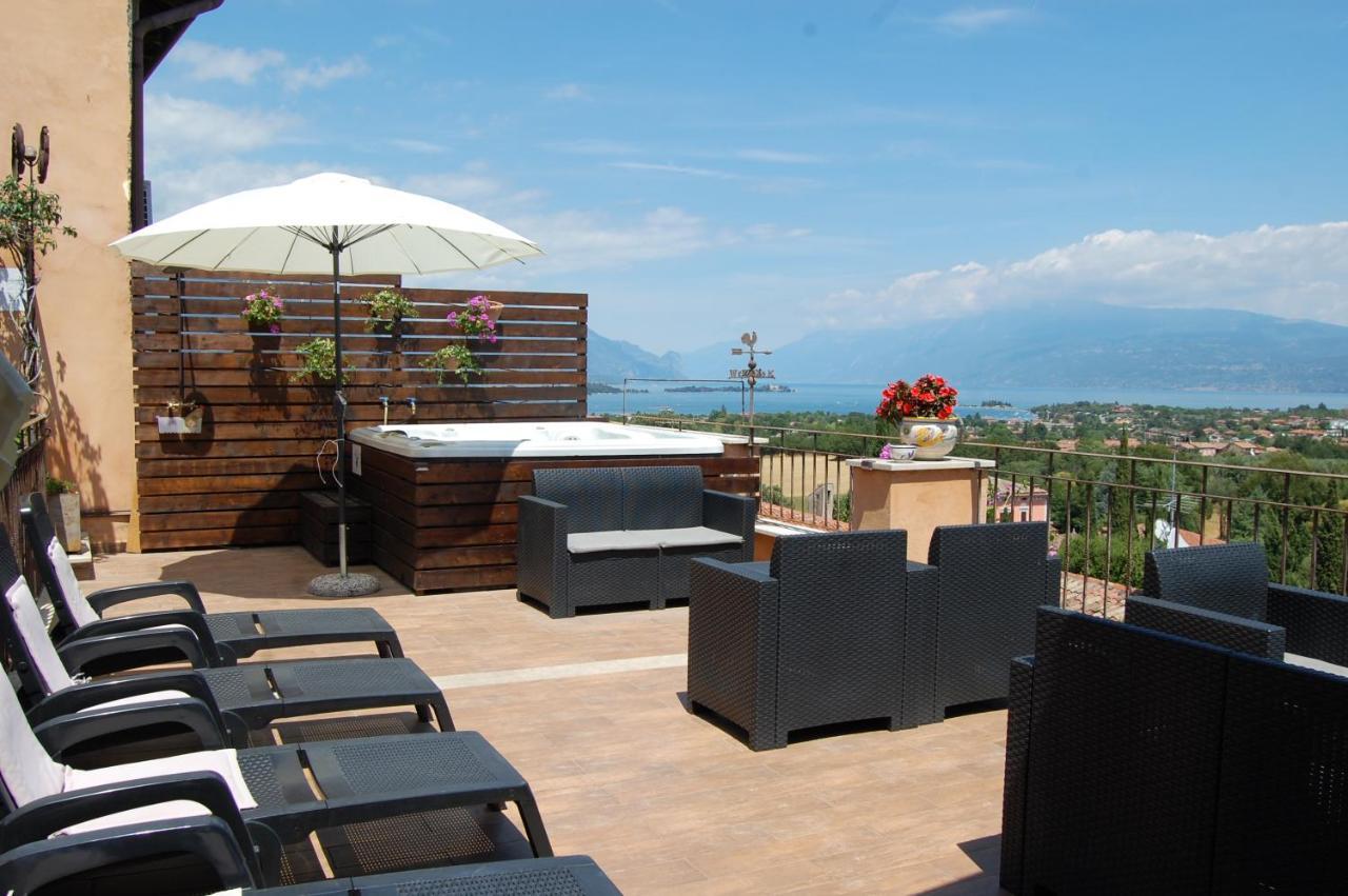 Antico Borgo B&B Con Spa - Adults Only Manerba del Garda Exterior photo