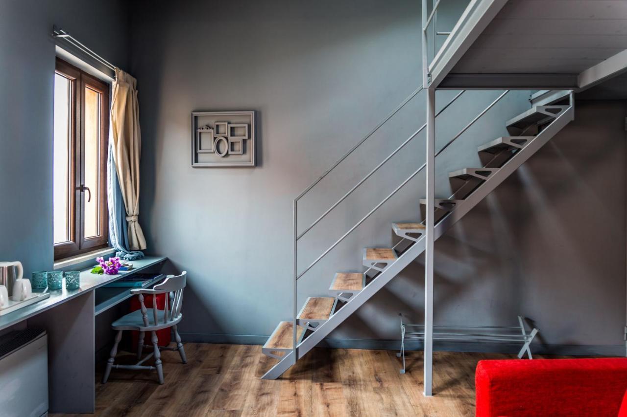 Antico Borgo B&B Con Spa - Adults Only Manerba del Garda Exterior photo